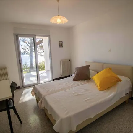 Dom wakacyjny Beautiful House With Pool 3 Terraces And Garden