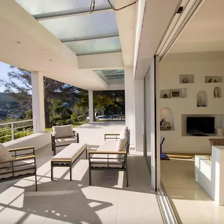 Beautiful House With Pool 3 Terraces And Garden *