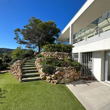 Dom wakacyjny Beautiful House With Pool 3 Terraces And Garden Fréjus